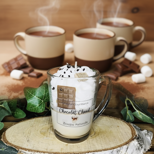 Bougie Chocolat Chaud avec fond gourmand